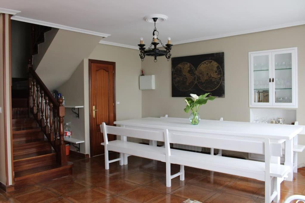 Casa En Castanedo: Casa El Solaron Villa Exteriör bild